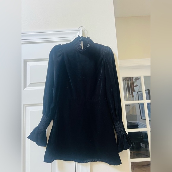Zara Dresses & Skirts - NWT Zara Black velvet Bishop Sleeve Mock Neck Cocktail Dress